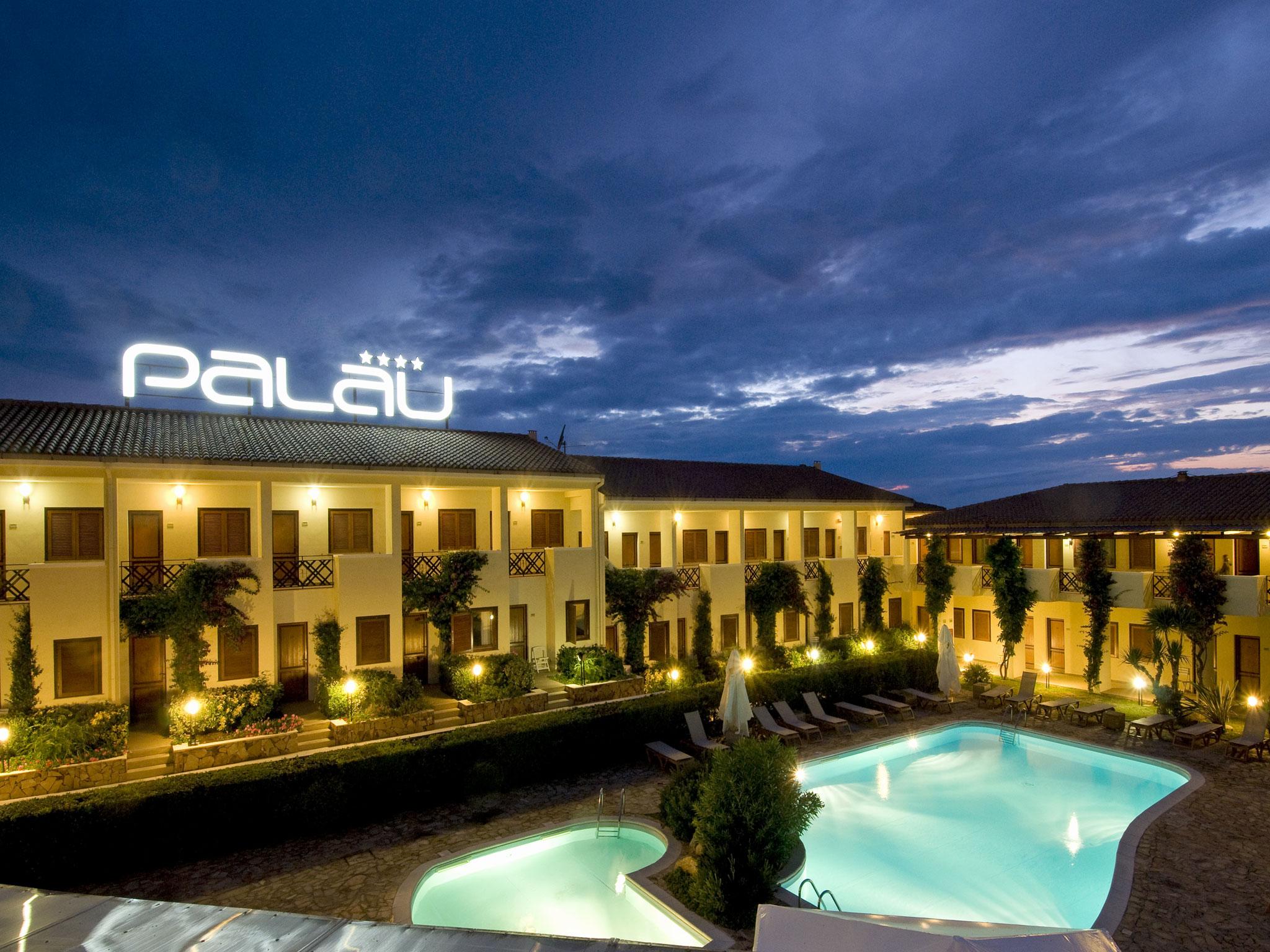 Hotel Palau Palau